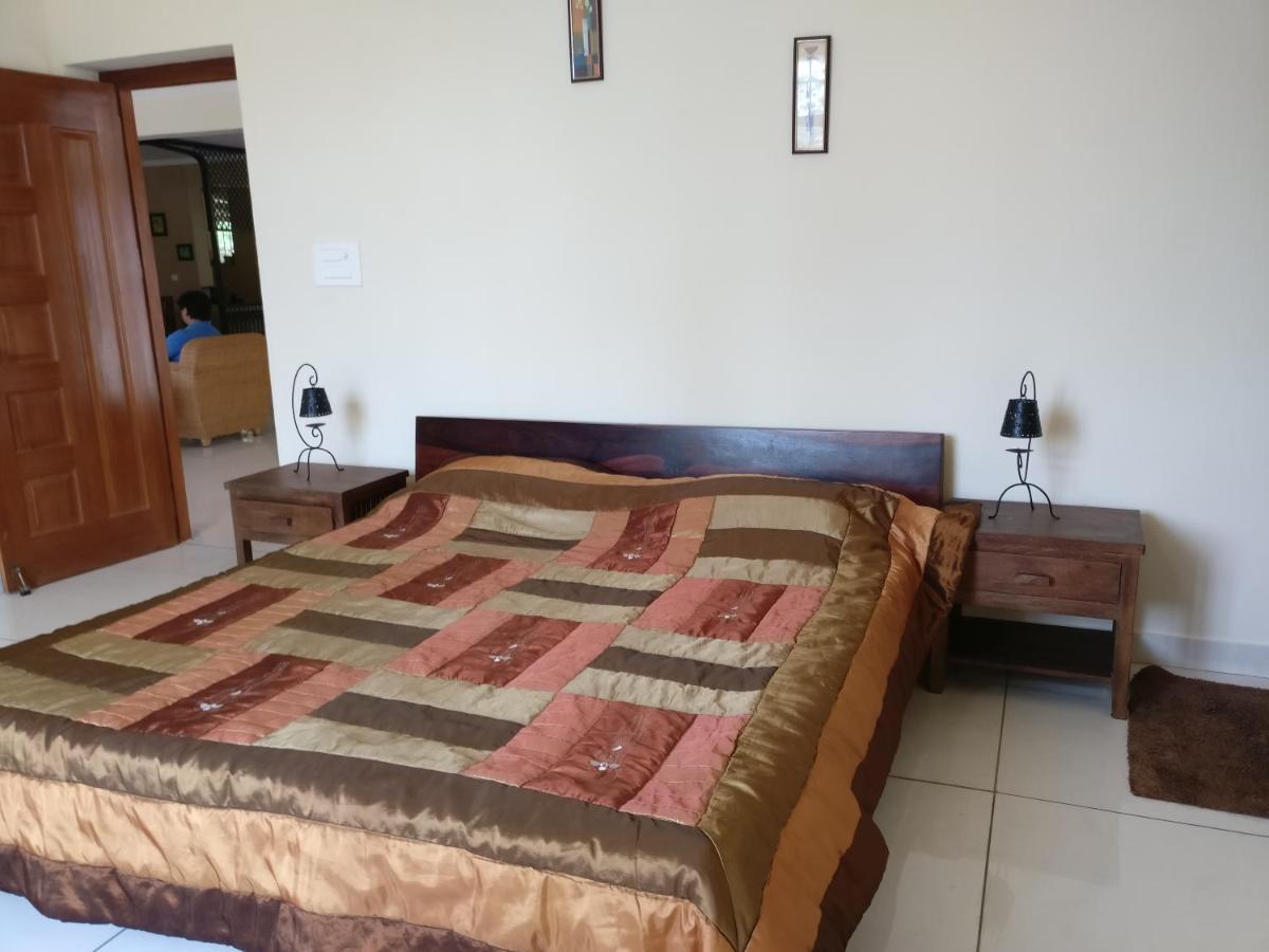 Robin Woods Homestay Sakleshpur Exterior photo